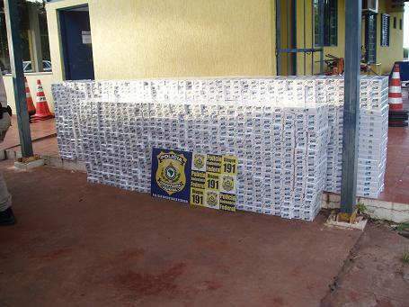  Em sete dias PRF apreende 2 milh&otilde;es de ma&ccedil;os de cigarros contrabandeados