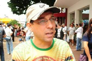 Diretor da comissão de carnaval, Alan Coelho. (Foto: Rodrigo Pazinato)