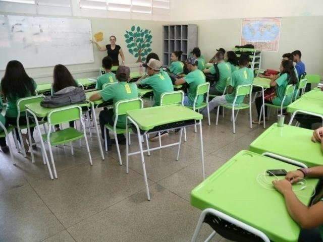 Deputado de MS apresenta projeto para combater &quot;Escola sem Partido&quot;