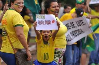 Muitos jovens participaram do protesto contra Dilma (Foto: Alcides Neto)