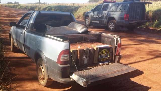 Em duas apreens&otilde;es, pol&iacute;cia ret&eacute;m mais 1.100 kg de maconha