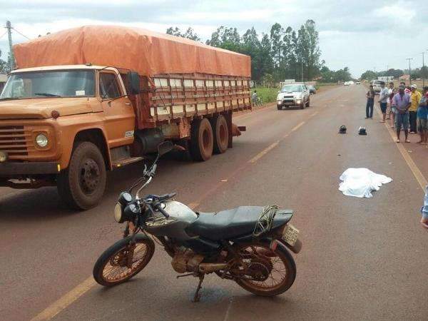 Motorista reduz a velocidade, motociclista bate na traseira e morre na MS-276