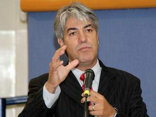 Marcos Alex, do PT, retrucou ao argumentar que o PSDB sempre fez parte da base do prefeito Nelsinho Trad. (Foto: Divulgação)