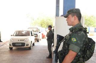Trinta e três militares do Exército fiscalizam o Posto Esdras, fronteira com a Bolívia. (Fotos: Rodrigo Pazinato)