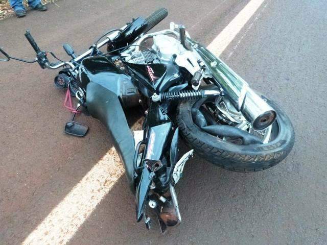 Garota de 14 anos morre em acidente com moto pilotada pela m&atilde;e