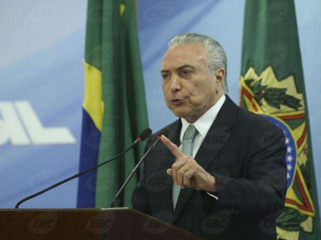 &#039;Soubemos que fita foi editada e isso &eacute; grav&iacute;ssimo&#039;, diz advogado de Temer
