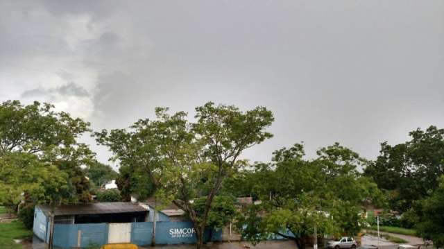 Tradicional Carnaval do Estado tem tempo fechado e previs&atilde;o de chuva