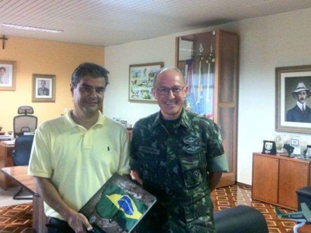 Prefeitura e CMO oficializam parceria de combate &agrave; dengue
