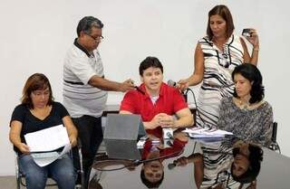 Paulo Duarte (PT) anunciou as medidas para o combate à dengue. (Foto: Divulgação)