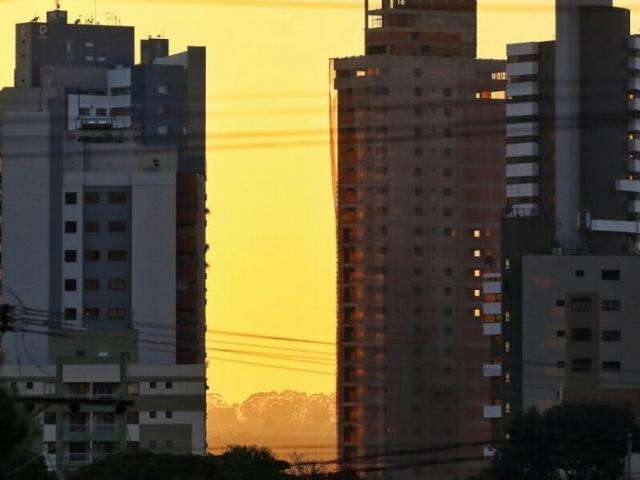 Segunda-feira ser&aacute; de sol, tempo seco e m&aacute;xima de 34&ordm;C em MS