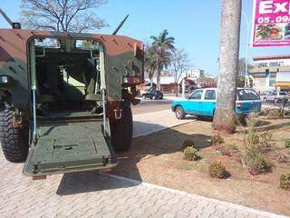 Segurança foi reforçada pelo Exército (Foto: Tião Prado)