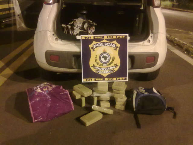  Em Miranda, PRF apreende 18,5 quilos de coca&iacute;na em caminh&atilde;o na BR-262