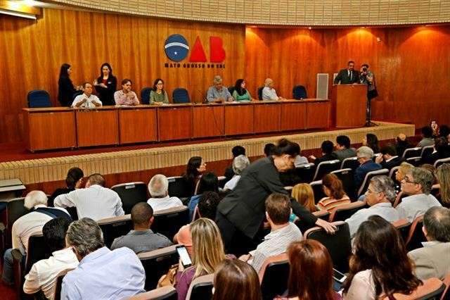 Prefeitura promete entregar revis&atilde;o do Plano Diretor &agrave; C&acirc;mara at&eacute; dezembro