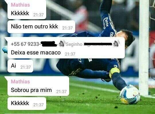 Jovem denuncia caso de racismo em grupo de Whatsapp