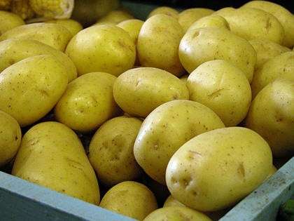 Cesta b&aacute;sica fica 3,89 % mais cara e batata &eacute; o principal motivo