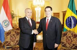 Michel Temer e Horácio Cartes se reuniram ontem, no Paraguai. (Foto: ABC Color)