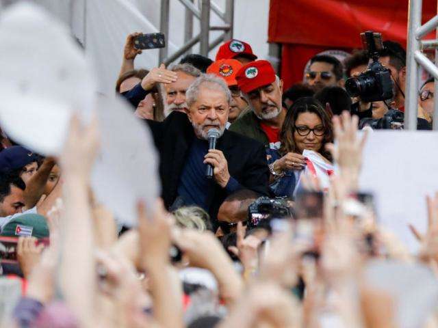 Militantes cancelam ida a S&atilde;o Paulo para comemorar liberdade de Lula 