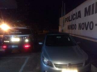Alvo de 5 mandados de pris&atilde;o no Paran&aacute; &eacute; flagrado com carro roubado
