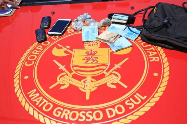 Suspeito de tr&aacute;fico detido por bombeiros possu&iacute;a laborat&oacute;rio de drogas em casa