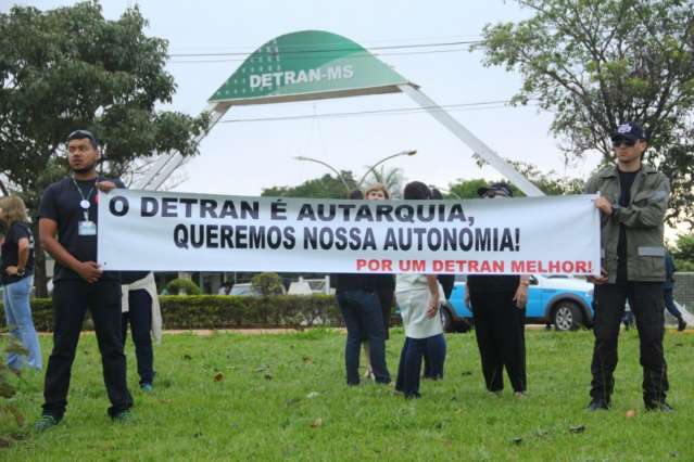 Por conta da greve, ve&iacute;culos apreendidos n&atilde;o ser&atilde;o liberados