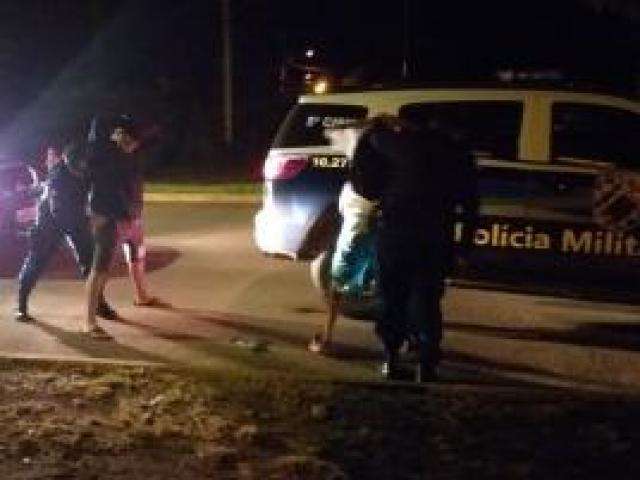 Opera&ccedil;&atilde;o da Pol&iacute;cia Militar prende homem e fecha duas conveni&ecirc;ncias 