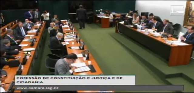  AO VIVO: Deputados da CCJ rejeitam den&uacute;ncia contra Michel Temer