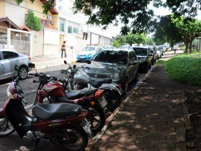 Estacionamento pesa no or&ccedil;amento de quem trabalha no Centro