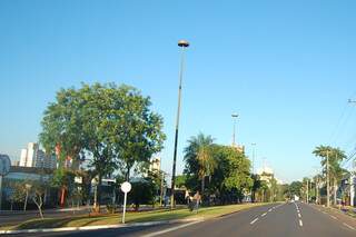 Céu em Campo Grande na manhã desta quarta-feira (Foto: Marlon Ganassin)