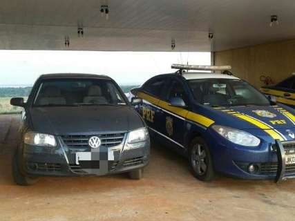 Veículo roubado há um ano na Capital é recuperado na fronteira pela PRF