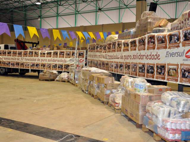  Enersul arrecada 34 toneladas de alimentos para AACC/MS