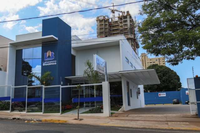 Laborat&oacute;rio Biocl&iacute;nico cria drive thru e agiliza atendimento a clientes