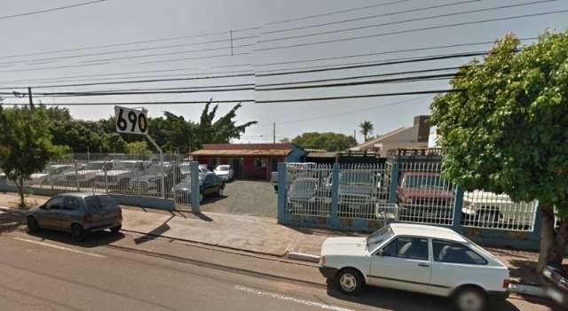 Bandidos invadem garagem e furtam dois ve&iacute;culos durante a madrugada