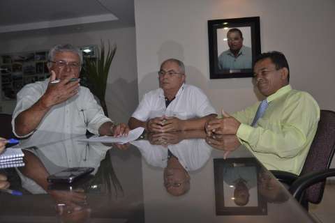 Integrantes ameaçam abandonar o Codecon caso Bernal não se retrate
