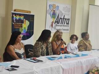 O 21º ENTLAIDS - Encontro Nacional de Travestis e Transexuais ocorreu no último fim de semana em Campo Grande. 