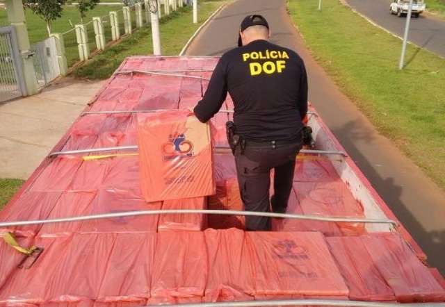 Carga de R$ 2 milh&otilde;es em cigarro contrabandeado &eacute; retida pelo DOF