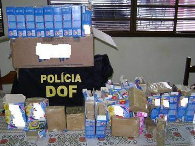  Maconha levada em caixa de sab&atilde;o em p&oacute; por adolescente &eacute; apreendida em &ocirc;nibus