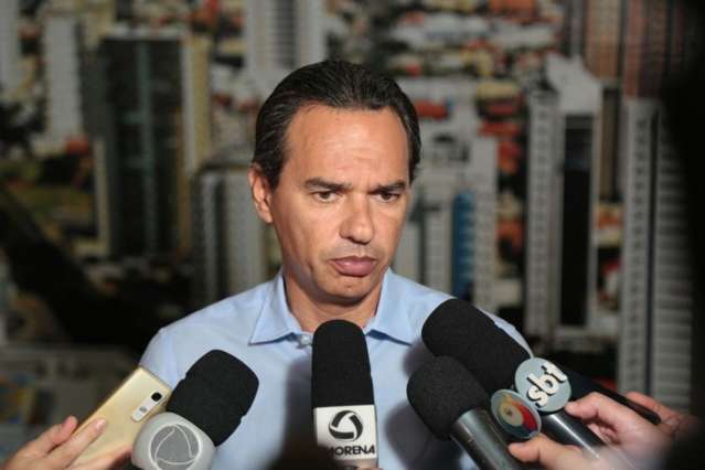 Marquinhos promete medida emergencial para removidos de favela