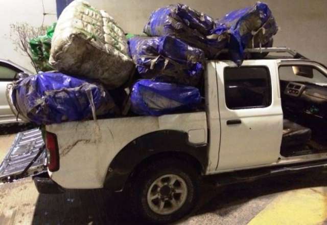 Boliviano &eacute; detido com uma tonelada de toalhas na fronteira