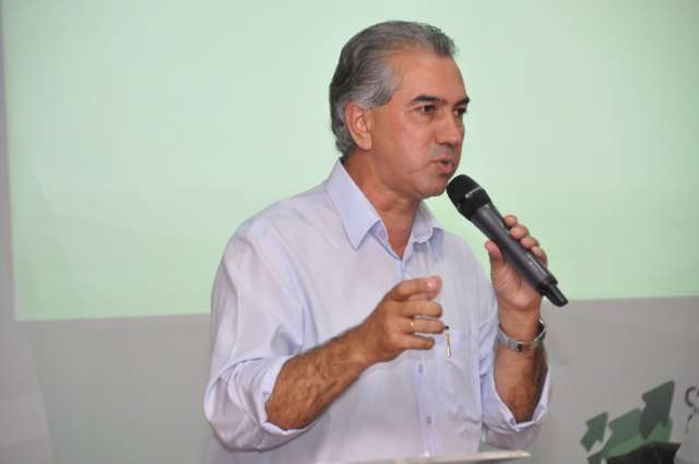 Bernal e Nelsinho perdem tempo e Azambuja tem direito de resposta