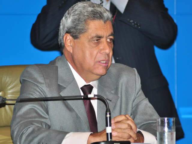  Andr&eacute; &eacute; a favor de reforma tribut&aacute;ria, mas sem perdas para Estados e munic&iacute;pios