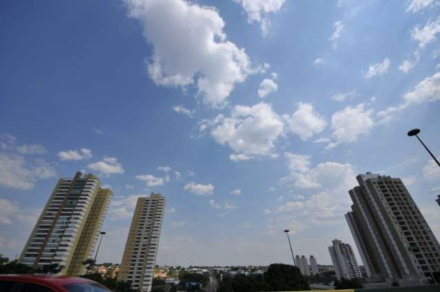 Primeiro dia do outono ser&aacute; quente na Capital, com temperatura acima de 30&ordm;C