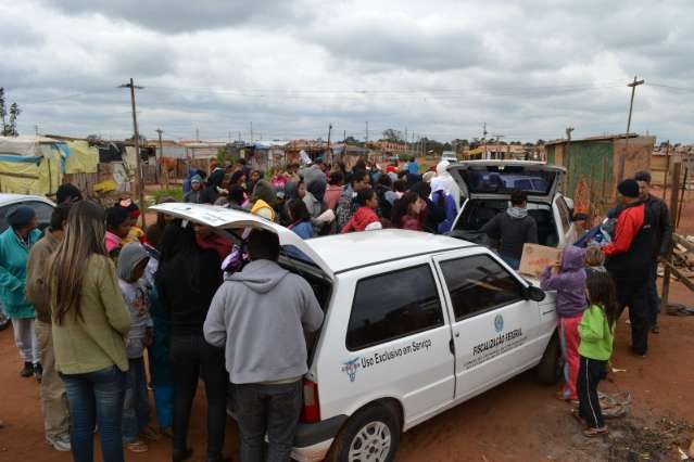 Na Cidade de Deus, moradores s&atilde;o aquecidos gra&ccedil;as &agrave; solidariedade