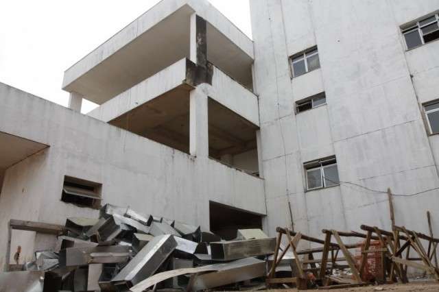 Hospital do trauma &eacute; rebaixado a unidade e s&oacute; abrir&aacute; no fim de 2015