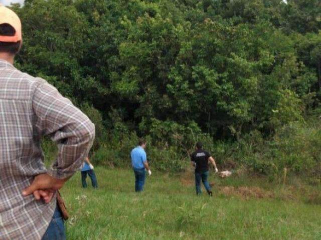 Mulher de 33 anos &eacute; encontrada degolada &agrave;s margens de estrada