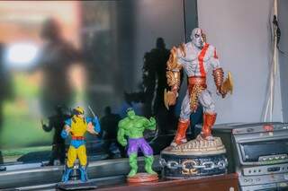 Wolverine foi o primeiro a ser produzido, depois veio Hulk e Kratos foi a produção mais demorada e mais recente. (Foto: Henrique Kawanamini)