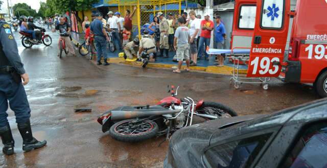  Motociclista &eacute; atropelado por carro em Coxim
