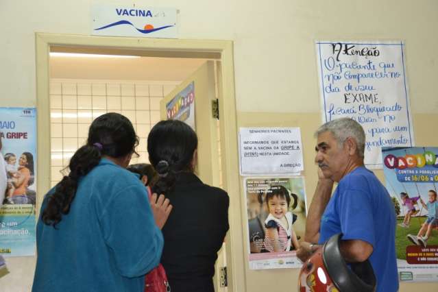 Vacina contra a gripe come&ccedil;a dia 15 e imunizar&aacute; contra tr&ecirc;s tipos de v&iacute;rus