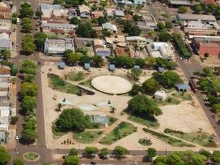 Vista aérea de Caarapó; município terá eleição suplementar para prefeito neste domingo. (Foto: Caarapó News)