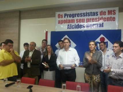 Bernal faz reunião de pré-candidatos do PP marcada por boicote e vaias