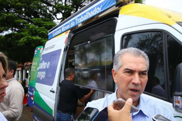 &quot;Para aproximar do setor rural&quot;, diz Reinaldo em gabinete na Expogrande